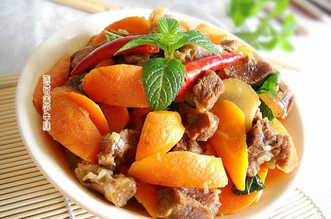 薄荷金笋牛肉