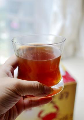 吃完给自己泡下姜茶暖胃