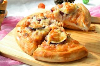 烤箱200度预热10分钟放入，200度中层烤12分钟。