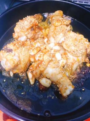 鸡腿放进去烤20分