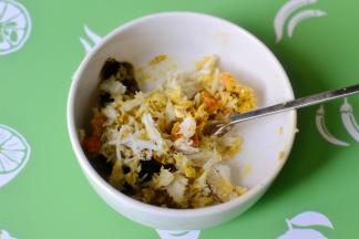 拆了2只大闸蟹，这是一只的肉，看着很多吧