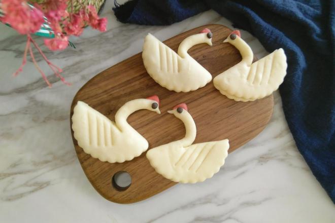 白天鹅花样馒头夹