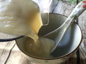 装碗食用。喜欢甜点的可适当加点糖一起研磨破壁哦