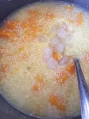 最后加入冰糖搅拌均匀