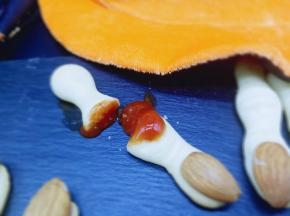 啊……断啦！血……