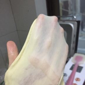 揉大概30分钟就是这个样子了，揉面完成了