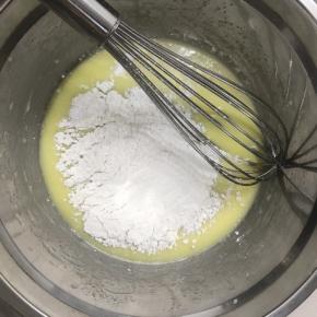 加入低粉和玉米淀粉