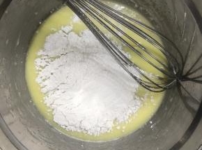 加入低粉和玉米淀粉