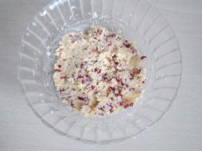 混合搅拌均匀，放冰箱冷藏备用。