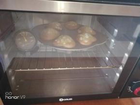 烤箱160度烤30分钟，上色盖锡纸。