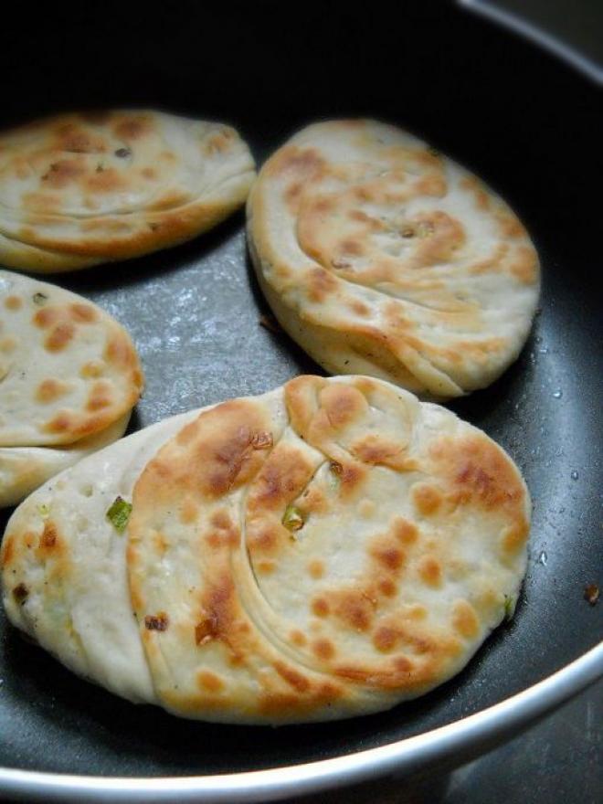 家常葱香油酥饼