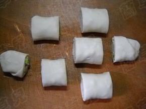 分割成若干小剂子。