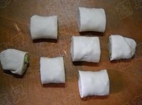 分割成若干小剂子。