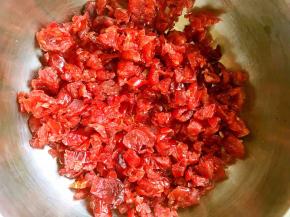 蔓越梅切碎备用