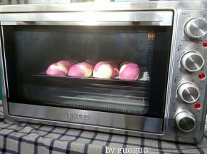 发酵至二倍大小时，UKOEO5002烤箱提前预热160度