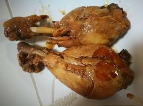 卤鸡腿，嘿嘿，看着就好吃