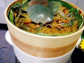 蒸笼放在砂锅上