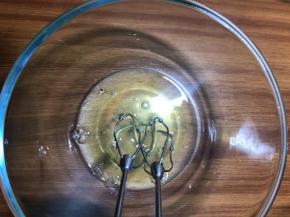 蛋白加几滴柠檬汁