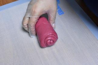 卷起来，收好口