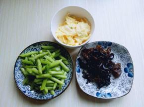 食材准备完毕。