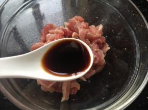 肉切丝加酱油
