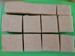 取出切成自己喜欢的形状。