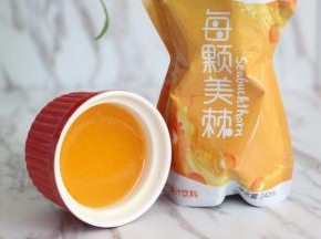 尝一口，味道也是非常不错哦，快点动手做起来吧。