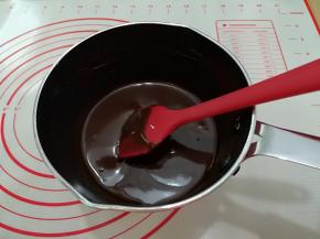 16. 搅拌好后放至手温