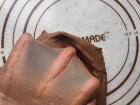 检查一下面团揉到完全阶段