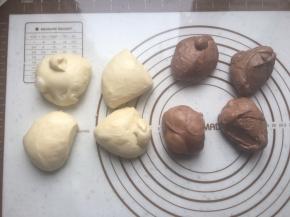 一个大面团平均分成四份