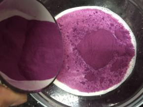 加入紫薯粉