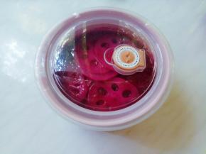 盖上盖子，放入冰箱冷藏数小时。