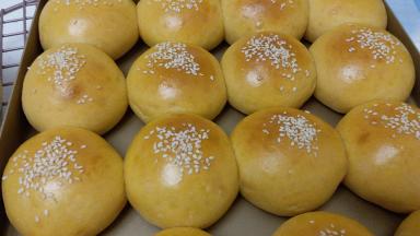 150度烘烤25分钟出炉，胖乎乎的是不是好可爱？