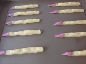 放在指甲位置上