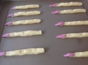 放在指甲位置上