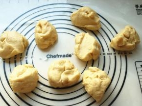 分成均匀的8份。