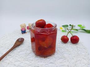 一次性吃不完装入消过毒的玻璃瓶中，密封好，冰箱冷藏保存。