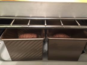 烤箱启动发酵功能38度，55-60分钟