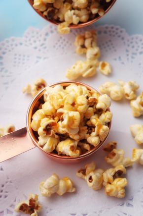 香脆的爆米花就做好了