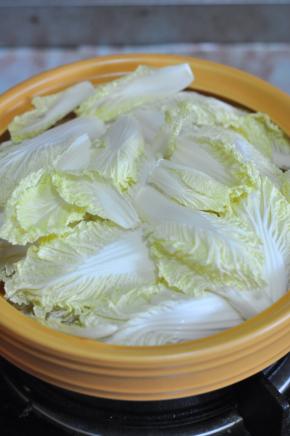 摆上娃娃菜。