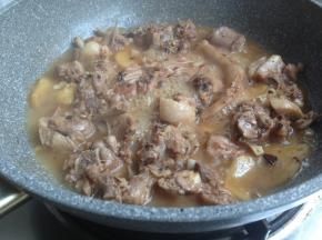 焖煮23分钟左右