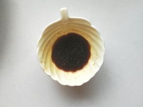 酱汁调料放在一起拌匀