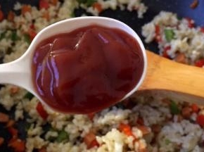 加入一勺番茄酱