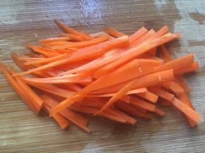 胡萝卜切丝