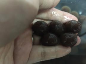 经过二煮二泡后珍珠变得透明很有弹性了