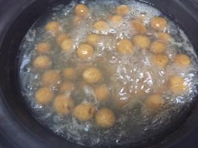 煮至珍珠都飘起来时倒出沥水