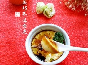 .调入少许生抽，撒上葱花即可食用。
