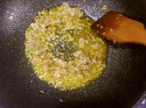 加入虾仁