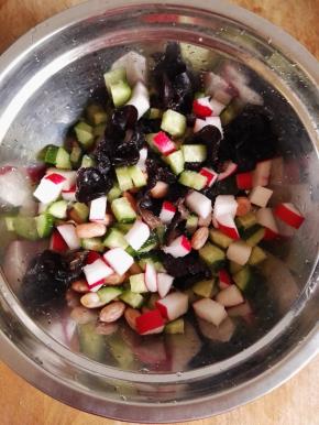 6  加入盐，拌匀。