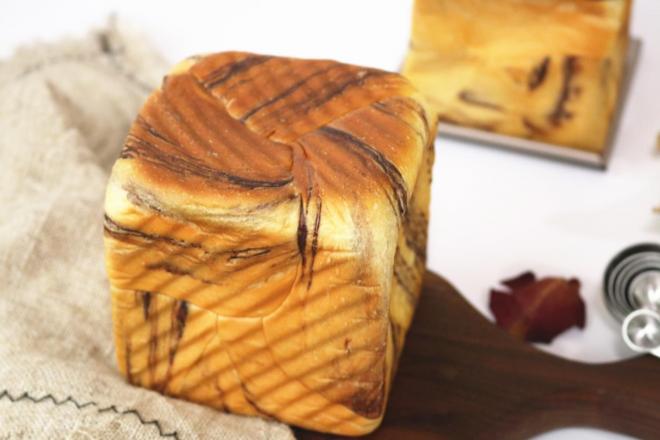 大理石纹可可吐司